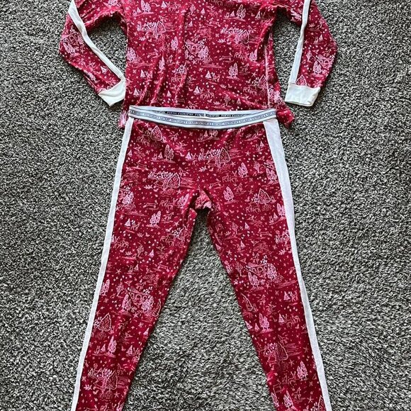 Victoria's Secret Other - Victorias Secret Christmas Pajama Set, women's Size Large Cozy, Warm Pajamas